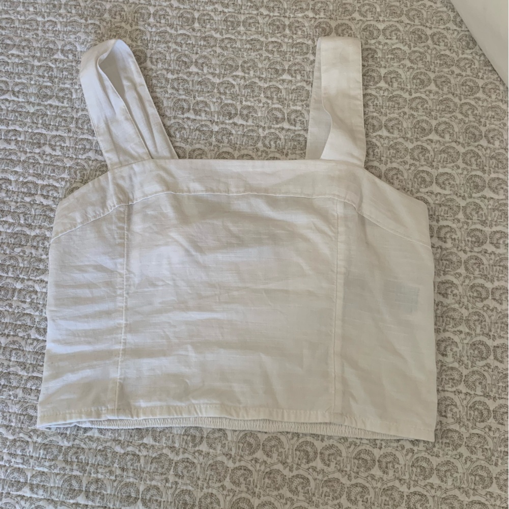 Abercrombie & Fitch White Cropped Tank Top